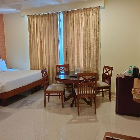 Hotel Royal Grande Vellore Ngoại thất bức ảnh