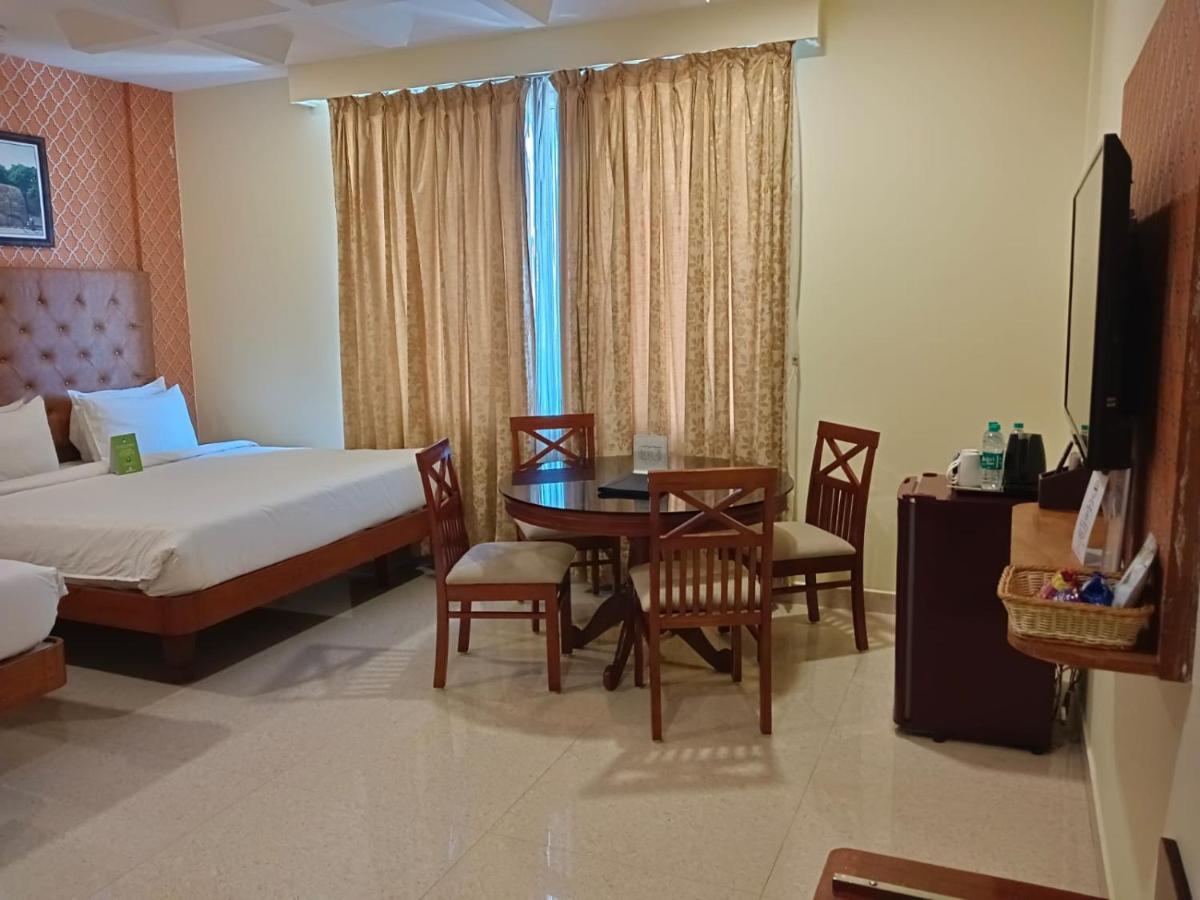Hotel Royal Grande Vellore Ngoại thất bức ảnh