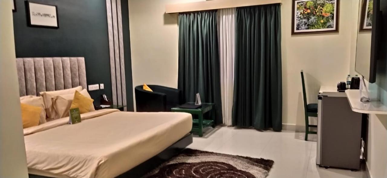 Hotel Royal Grande Vellore Ngoại thất bức ảnh