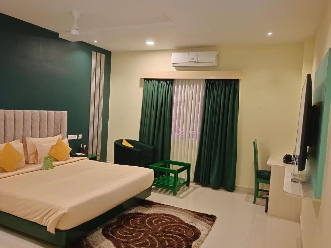 Hotel Royal Grande Vellore Ngoại thất bức ảnh